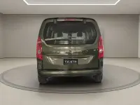 Nuevo Opel Combo S 100 CV (73 kW) 2025 Verde Monovolumen