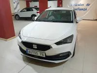 Usado Seat Leon Reference 115 CV (84 kW) 2021 Blanco