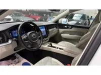 Usado Volvo XC60 Core 351 CV (258 kW) 2023 Blanco SUV