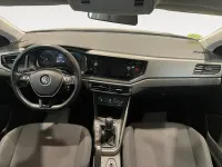 Usado VW Polo Advance 95 CV (69 kW) 2020 Gris/plata Utilitario