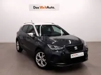Usado Seat Arona FR 150 CV (110 kW) 2023 Gris / plata SUV