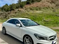 Usado Mercedes CLA200 AMG line 136 CV (100 kW) 2015 Blanco Coupe