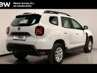 Usado Dacia Duster Comfort 115 CV (84 kW) 2022 Blanco SUV