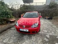 Usado VW Golf IV Highline 102 CV (75 kW) 2004 Rojo Berlina