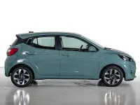 Usado Hyundai i10 67 CV (49 kW) 2023 Verde Utilitario