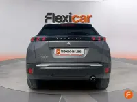 Usado Peugeot 2008 Active 110 CV (80 kW) 2022 Gris SUV