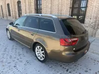 Usado Seat Exeo Ecomotive 143 CV (105 kW) 2013 Gris / plata Familiar