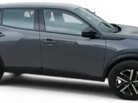 Usado Peugeot 2008 Active 101 CV (74 kW) 2023 Gris SUV