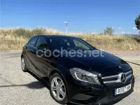 Usado Mercedes A180 Style 122 CV (89 kW) 2014 Negro Utilitario