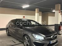 Usado Mercedes CLA220 Shooting Brake AMG line 177 CV (130 kW) 2016 Gris / plata Familiar