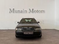 Usado Audi A4 110 CV (80 kW) 1999 Negro Familiar