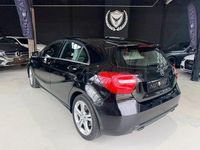 Käytetty Mercedes A180 Urban 109 HP (80 kW) 2015 Musta Sedan