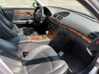 Usado Mercedes E500 Elegance 306 CV (225 kW) 2004 Gris / plata Berlina