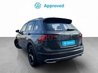 Usado VW Tiguan Sportline 122 CV (89 kW) 2022 Gris / plata SUV