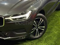 Usado Volvo XC60 Momentum 190 CV (139 kW) 2020 Gris / plata SUV