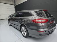 Usado Ford Mondeo Titanium 150 CV (110 kW) 2017 Gris / plata Familiar