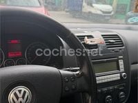 Usado VW Golf V Advance 122 CV (89 kW) 2008 Rojo Familiar