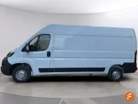 Usado Peugeot Boxer S 140 CV (102 kW) 2023 Blanco Van