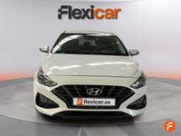 Usado Hyundai i30 110 CV (80 kW) 2021 Blanco Berlina