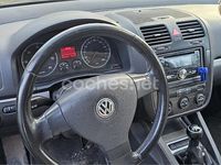 Usado VW Golf IV Sportline 140 CV (102 kW) 2004 Gris / plata Berlina