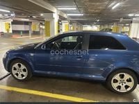 Usado Audi A3 Attraction 140 CV (102 kW) 2005 Azul Utilitario