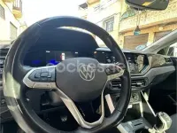 Usado VW Polo Life 95 CV (69 kW) 2022 Negro Utilitario