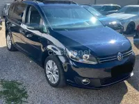 Usado VW Touran Advance 105 CV (77 kW) 2013 Negro Monovolumen