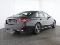 Usado Mercedes E220 197 CV (144 kW) 2025 Negro Berlina