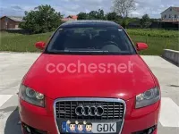 Usado Audi A3 Sportback Attraction 140 CV (102 kW) 2008 Rojo Utilitario