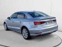 Usado Audi A3 117 CV (86 kW) 2018 Gris Berlina