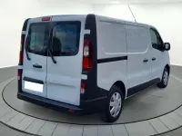 Usado Renault Trafic 95 CV (69 kW) 2018 Blanco Monovolumen