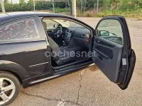 Usado Ford Focus Sport 115 CV (84 kW) 2006 Negro Berlina