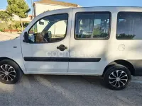 Usado Fiat Doblò Active 75 CV (55 kW) 2009 Blanco Monovolumen