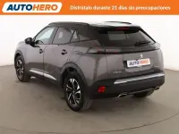 Usado Peugeot 2008 GT-line 130 CV (95 kW) 2020 Gris / plata SUV