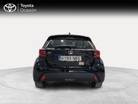 Usado Toyota Yaris Hybrid Active 116 CV (85 kW) 2025 Negro Berlina