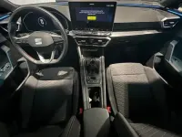Usado Seat Leon FR 116 CV (85 kW) 2025 Blanco Berlina