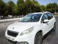 Usado Peugeot 2008 Active 110 CV (80 kW) 2015 Blanco SUV