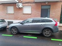 Usado Volvo V60 CC 190 CV (139 kW) 2016 Gris / plata Familiar