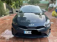 Usado Kia Ceed 100 CV (73 kW) 2022 Gris / plata Utilitario