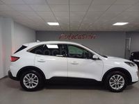 Usado Ford Kuga Titanium 120 CV (88 kW) 2021 Blanco SUV