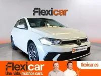 Usado VW Polo Life 95 CV (69 kW) 2023 Blanco Utilitario