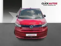 Usado VW Multivan 150 CV (110 kW) 2024 Rojo Monovolumen