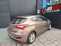 Usado Hyundai i30 Base 100 CV (73 kW) 2014 Marrón Berlina