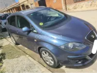 Usado Seat Altea XL 105 CV (77 kW) 2010 Azul Monovolumen