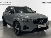Usado Volvo XC40 Plus 163 CV (119 kW) 2024 Gris / plata SUV