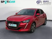 Usado Peugeot 208 Allure 100 CV (73 kW) 2021 Rojo Utilitario