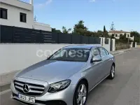 Usado Mercedes E220 194 CV (142 kW) 2016 Gris / plata Berlina