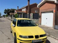 Brugt Seat Leon Stella 105 HK (77 kW) 2005 Gul Hatchback