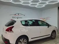 Usado Peugeot 3008 Active 114 CV (83 kW) 2014 Blanco Familiar