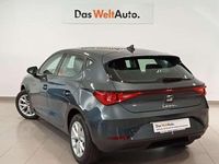 Usado Seat Leon Style 110 CV (80 kW) 2024 Gris Utilitario